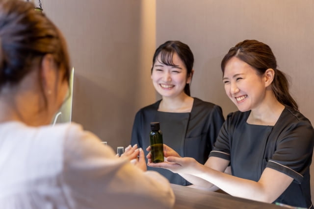 販売員のイメージ
