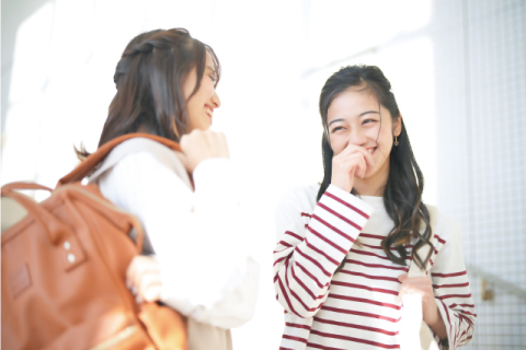 「オープンキャンパスに親と行くと浮く」って本当?
